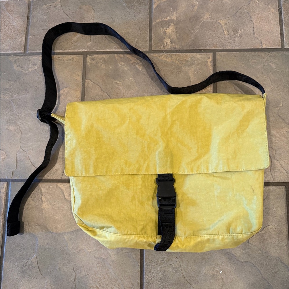 BAGGU Yellow Crossbody Messenger Bag with Black Strap